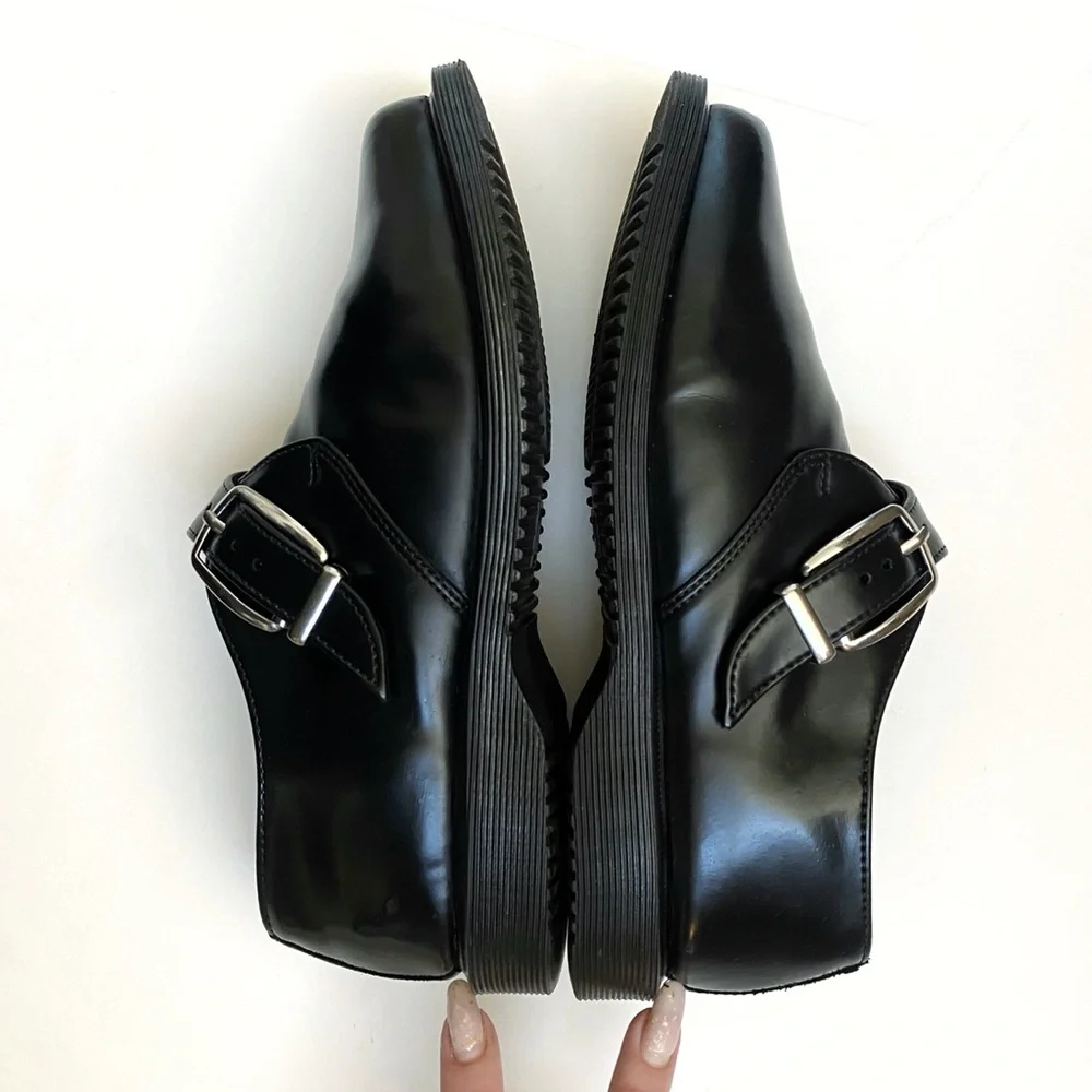 DR. MARTENS BLACK LEATHER MILLER SILVER BUCKLE DETAIL LOAFER DRESS SHOES - Picture 6 of 10